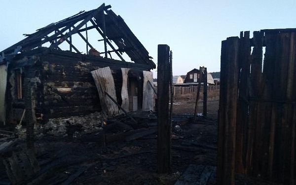Двое человек пострадали на пожаре в Улан-Удэ