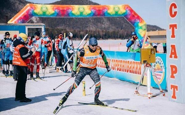 На старт Байкальского лыжного марафона вышли более 400 лыжников